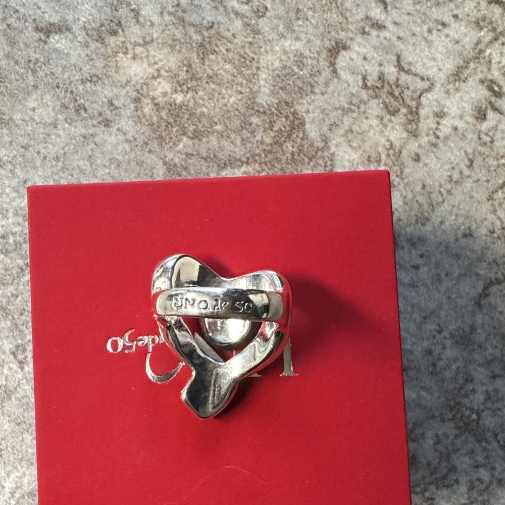 UNO de 50 Silver Ring with Black Stone - Picture 3 of 11